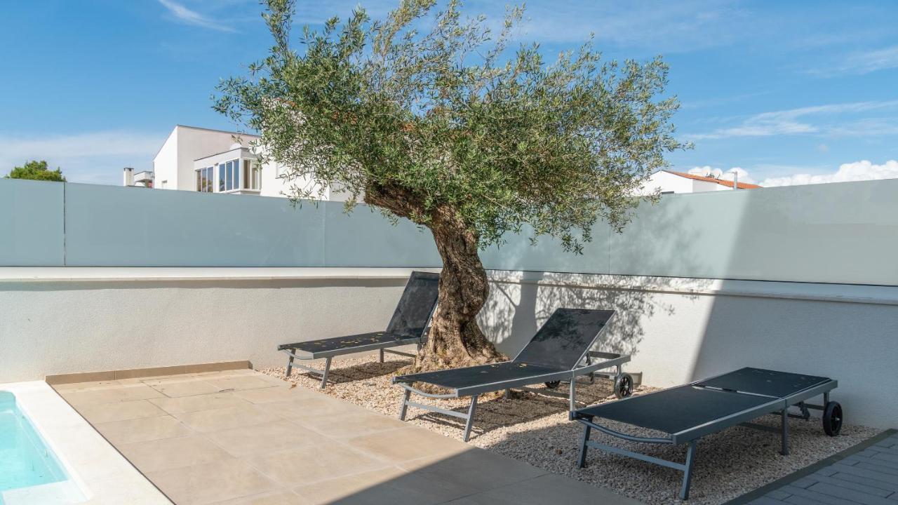 Villa Dea - Dein Rueckzugsort Am Meer Mit Beheiztem Pool Врси Екстер'єр фото